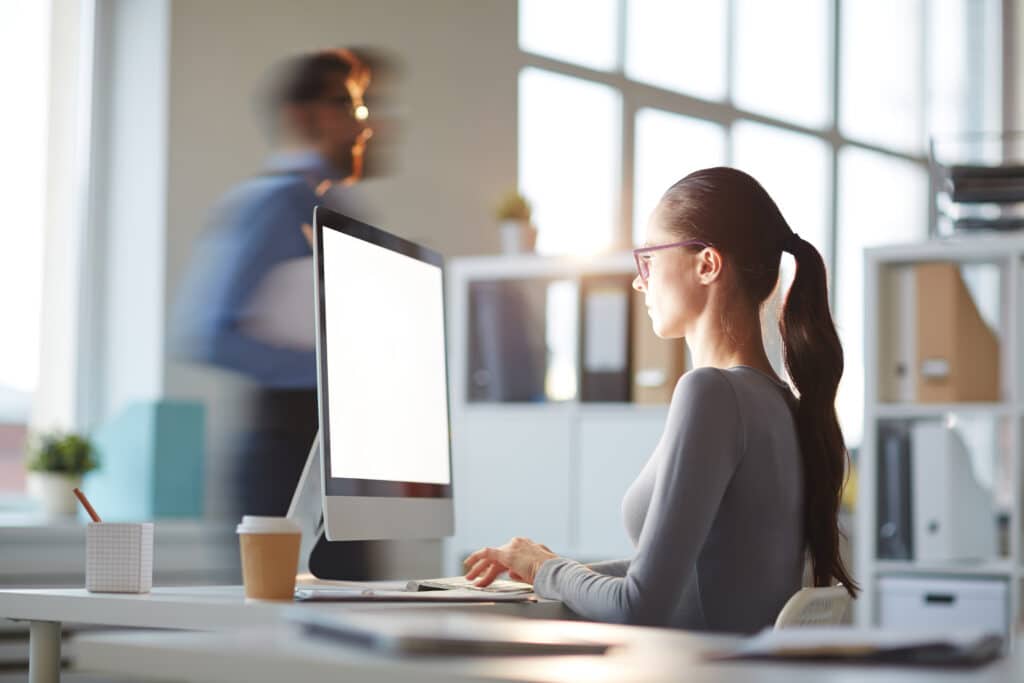 The Impact of AI on Human Analysts in Intelligence Gathering